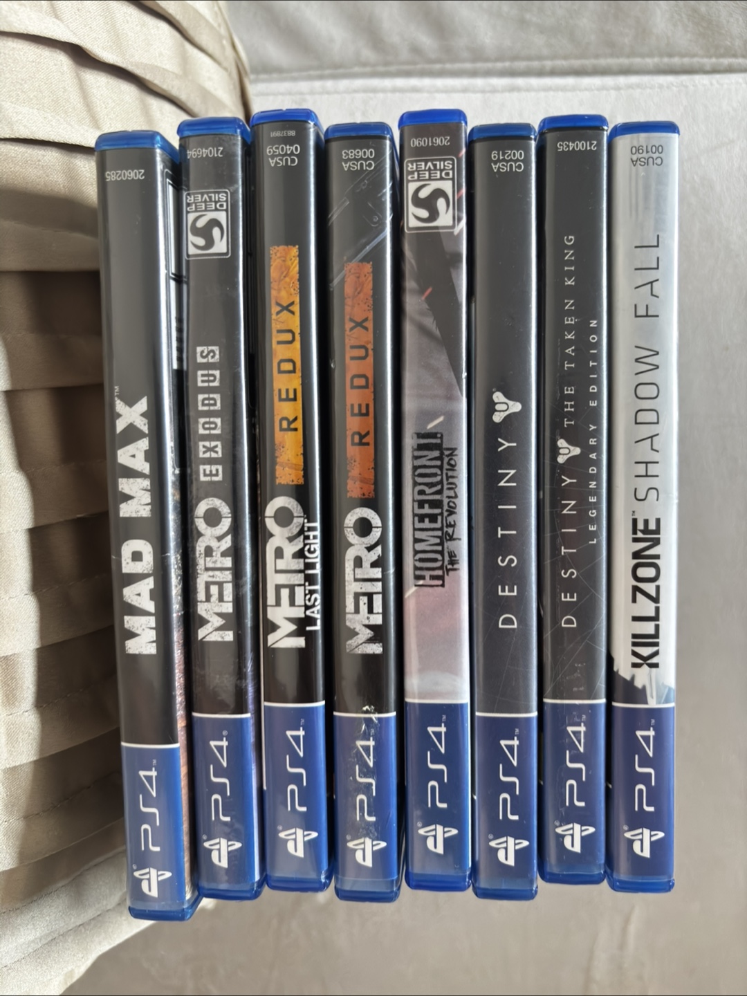 8 games PS4 SONY PlayStation - photo 3
