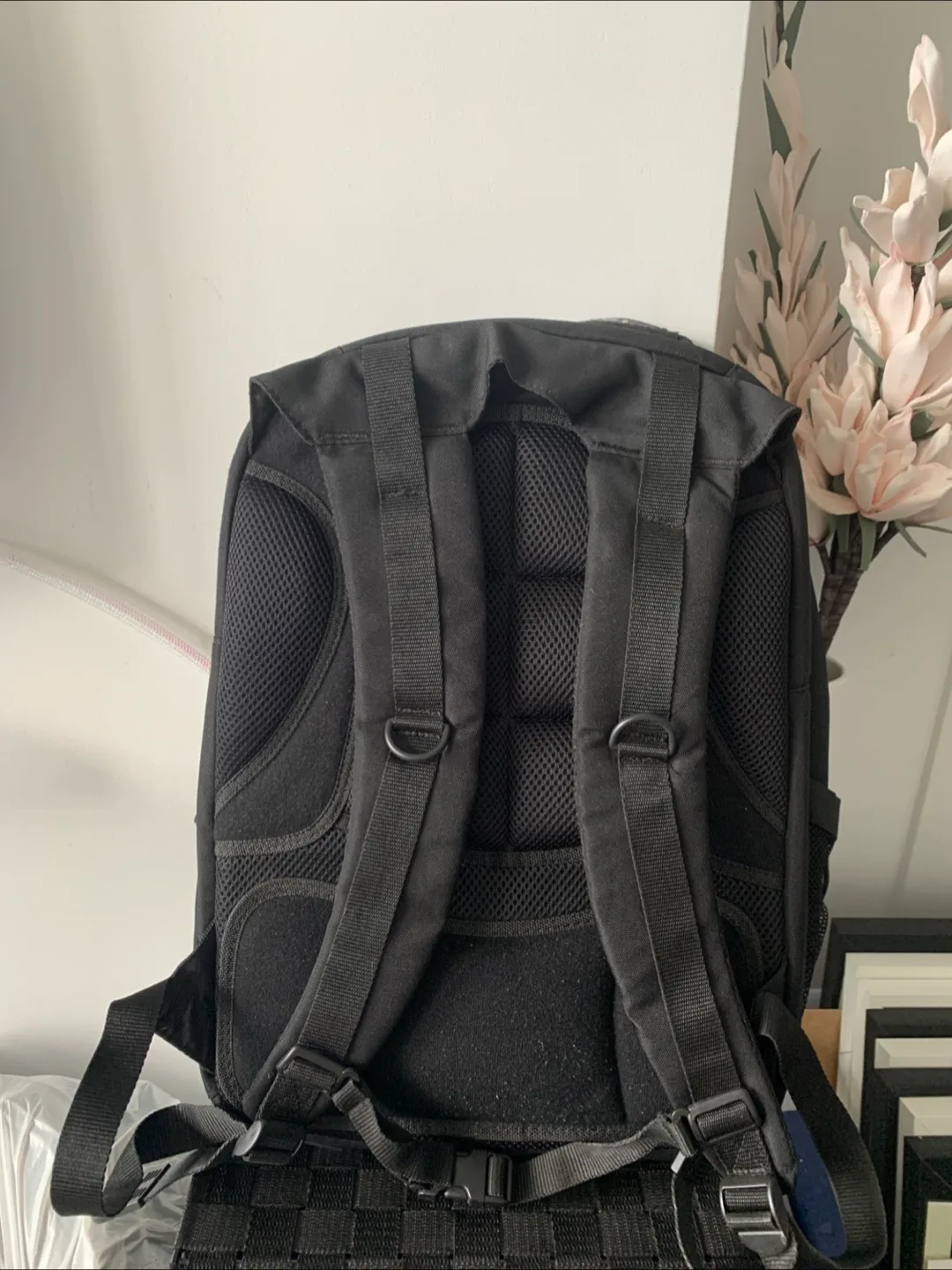 STUDENTS! Black TARGUS Backpack (#2) image indicator(2)