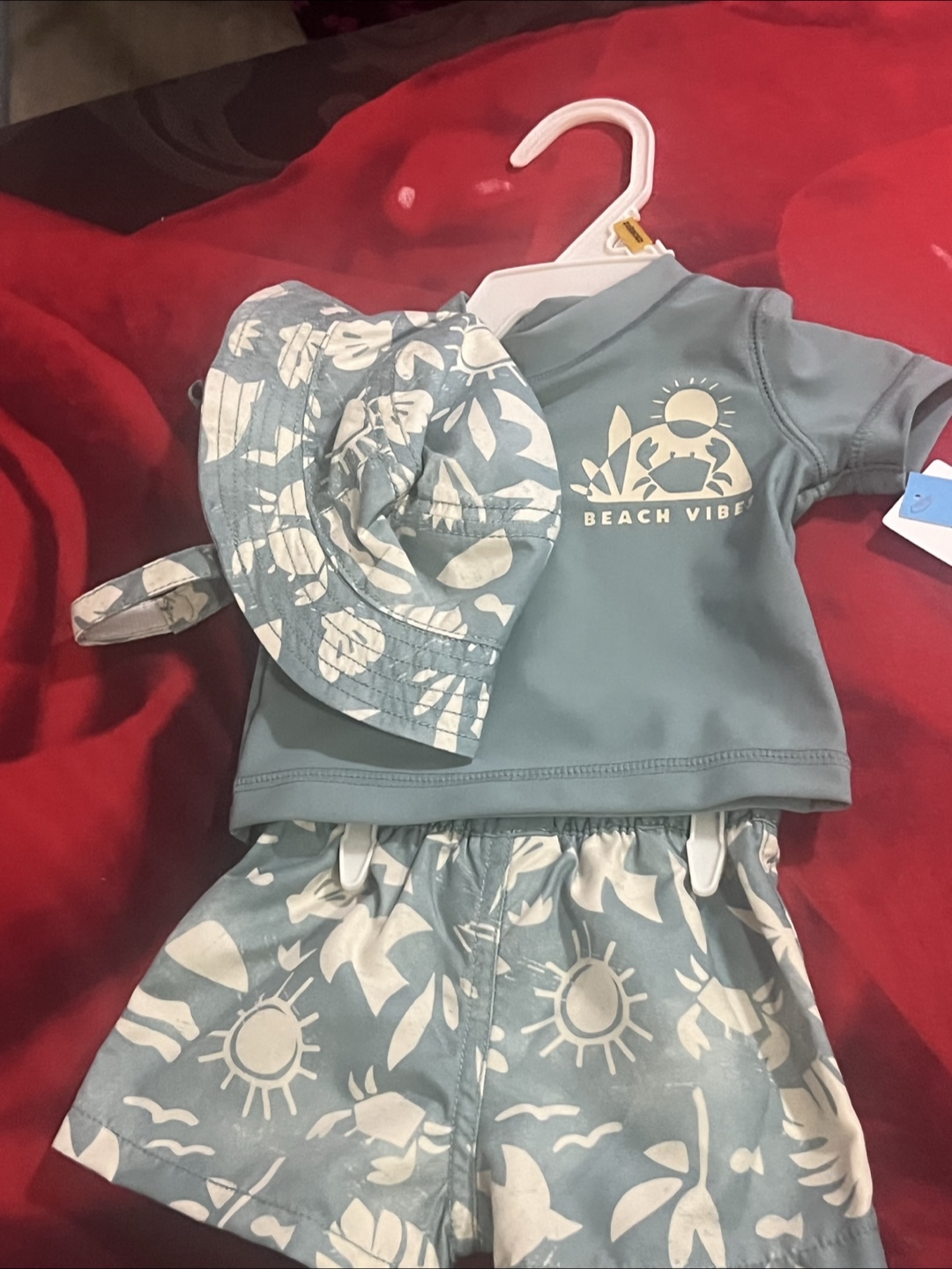 Baby Beach Vibes Outfit - New