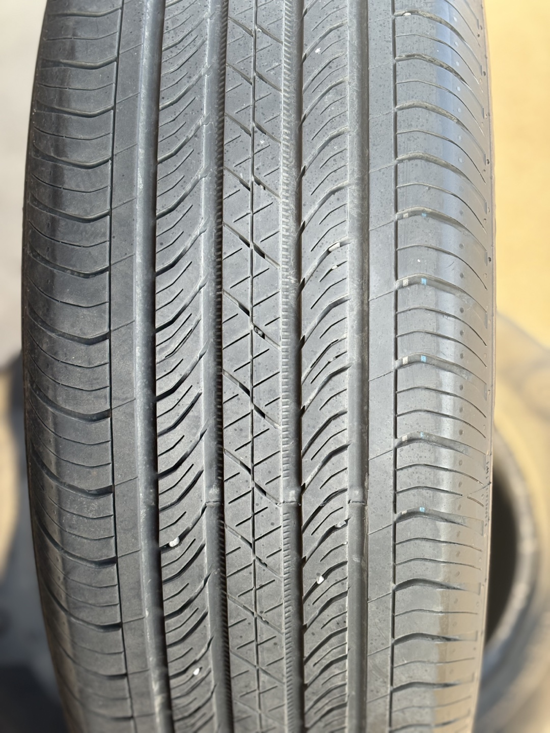 Continental ProContact TX 225/60R17 Tire Set - photo 3