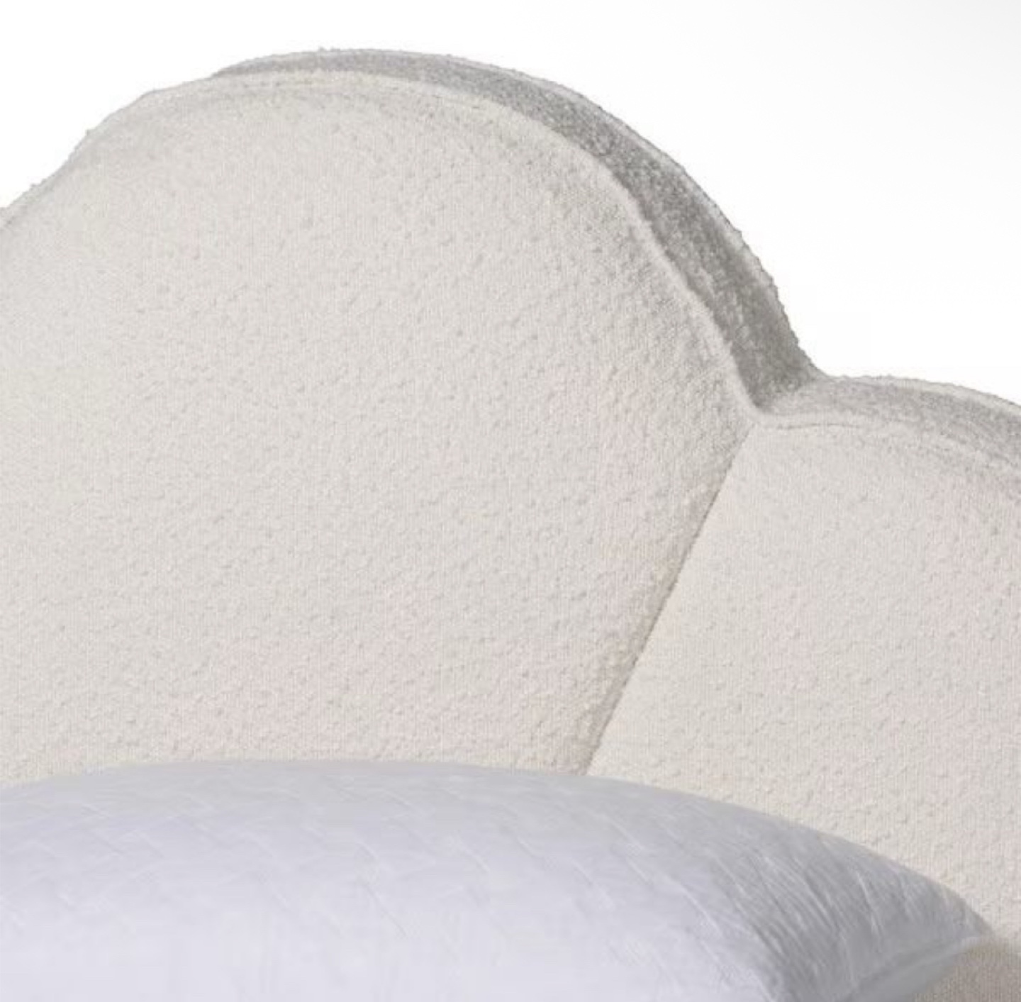 New Scalloped Boucle Floating Queen Size Platform Bed - photo 3