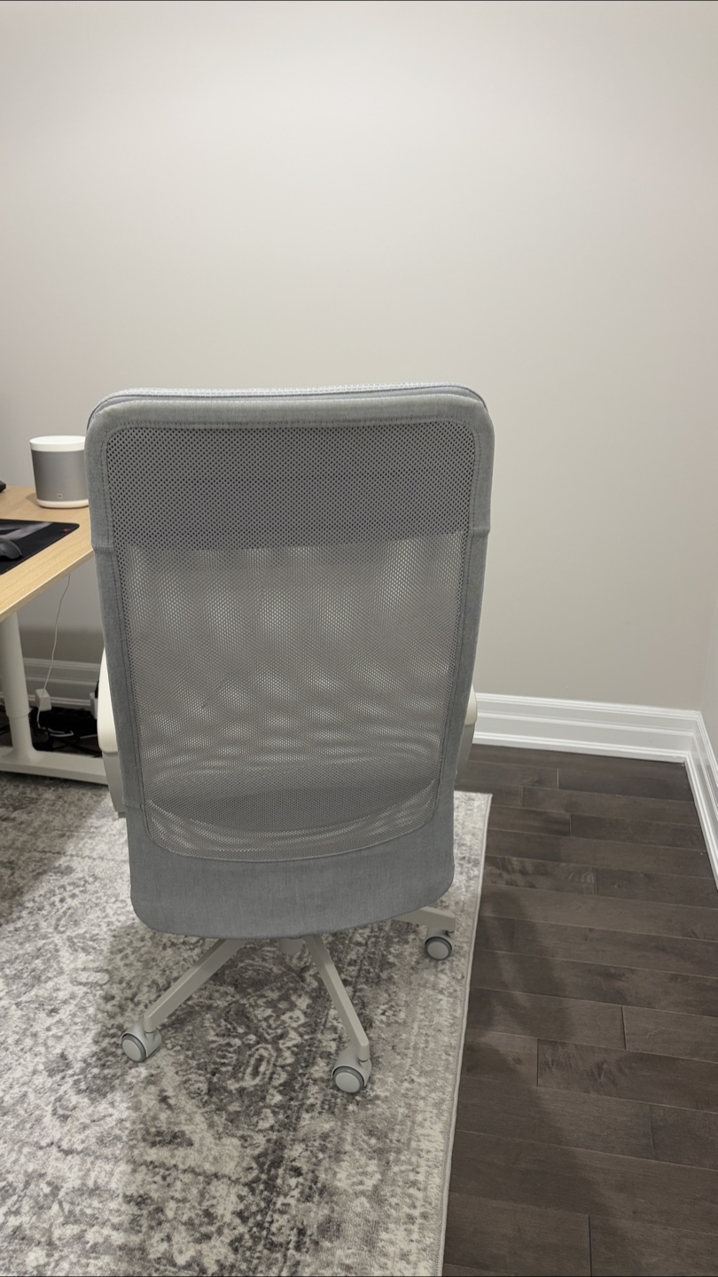 IKEA Markus Office Chair - Light Grey - photo 2