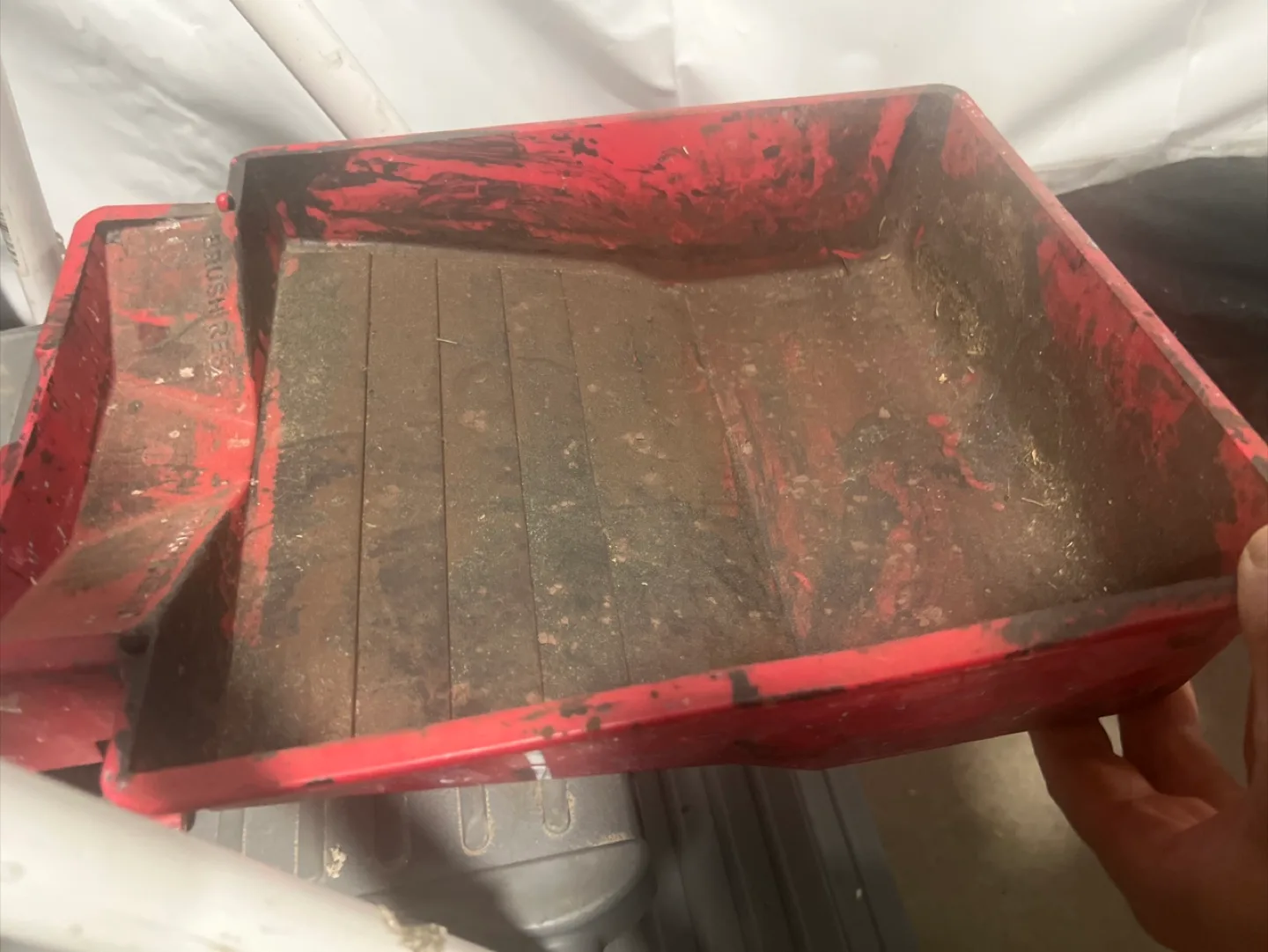 Used Red Paint Tray image indicator(2)