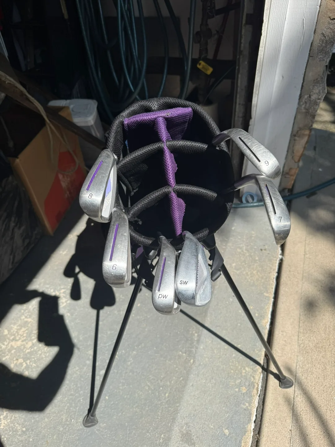 Woman’s Top Flit Flawless Irons (R) 🧡 image indicator(2)