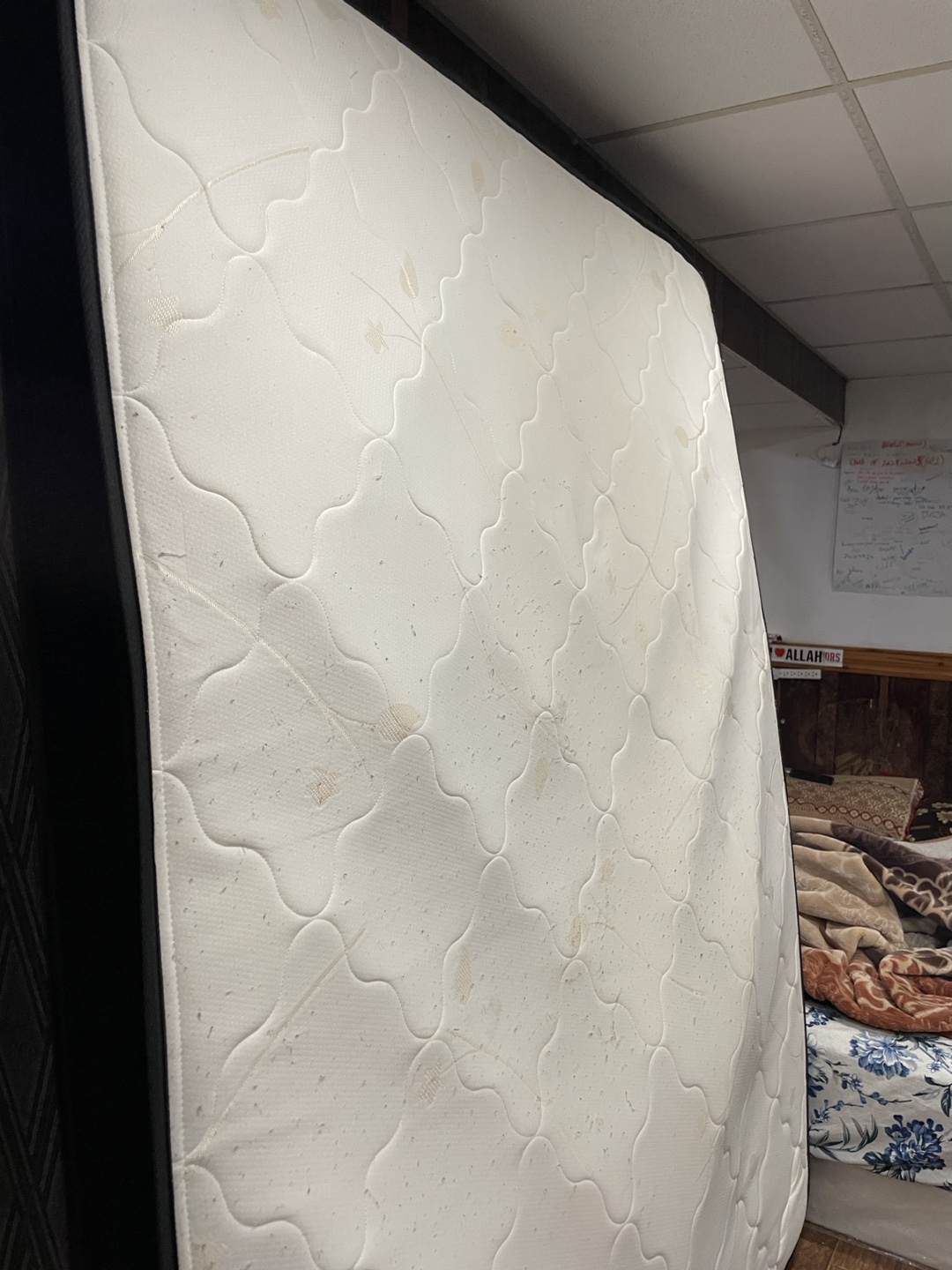 Used Mattress queen