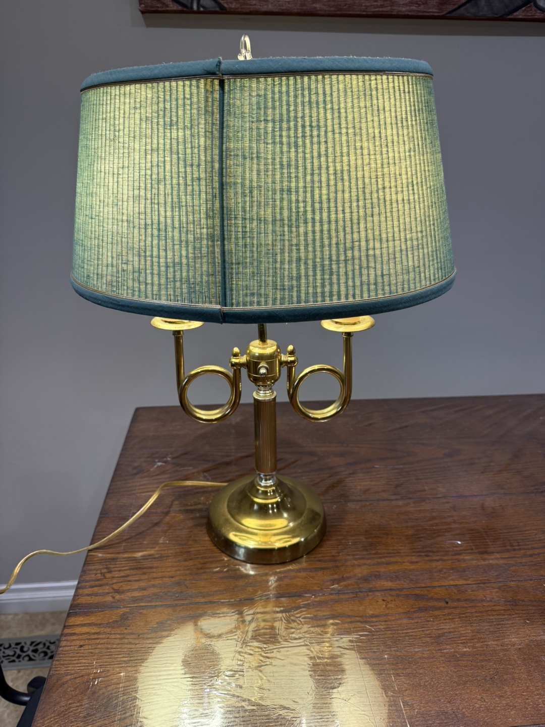 Green & Gold Accent Table Lamp - photo 2