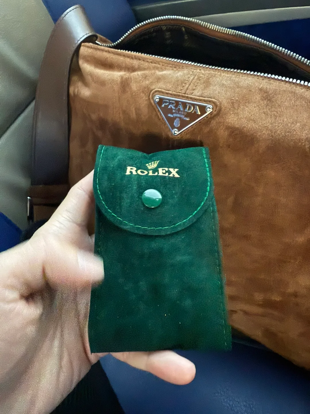 Rolex travel pouch image indicator(2)