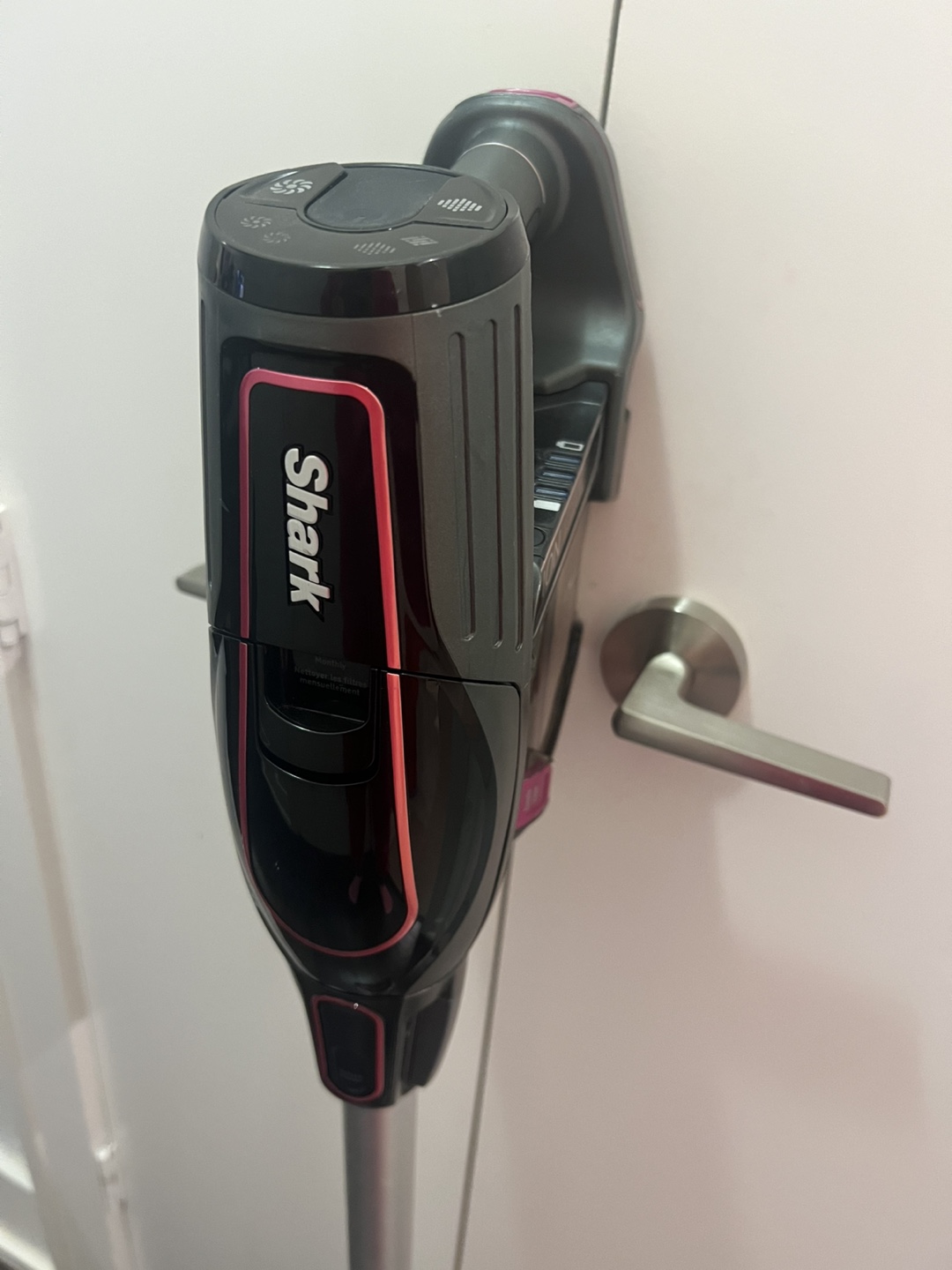 Shark ION Rocket Cordless Stick Vacuum - photo 4