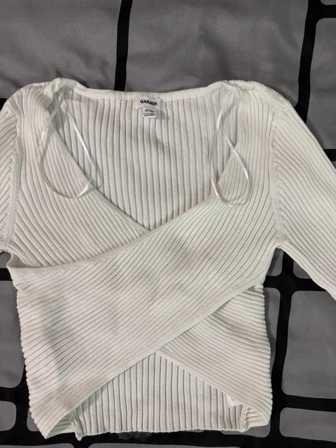 Garage White Ribbed Long Sleeve Top - XS image indicator(2)
