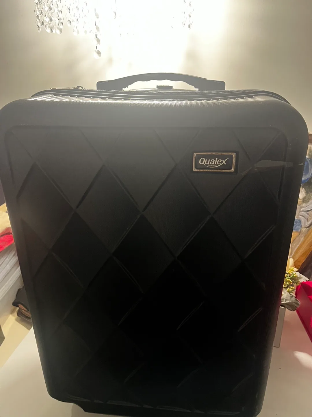 Black Hard Shell Suitcase image indicator(6)