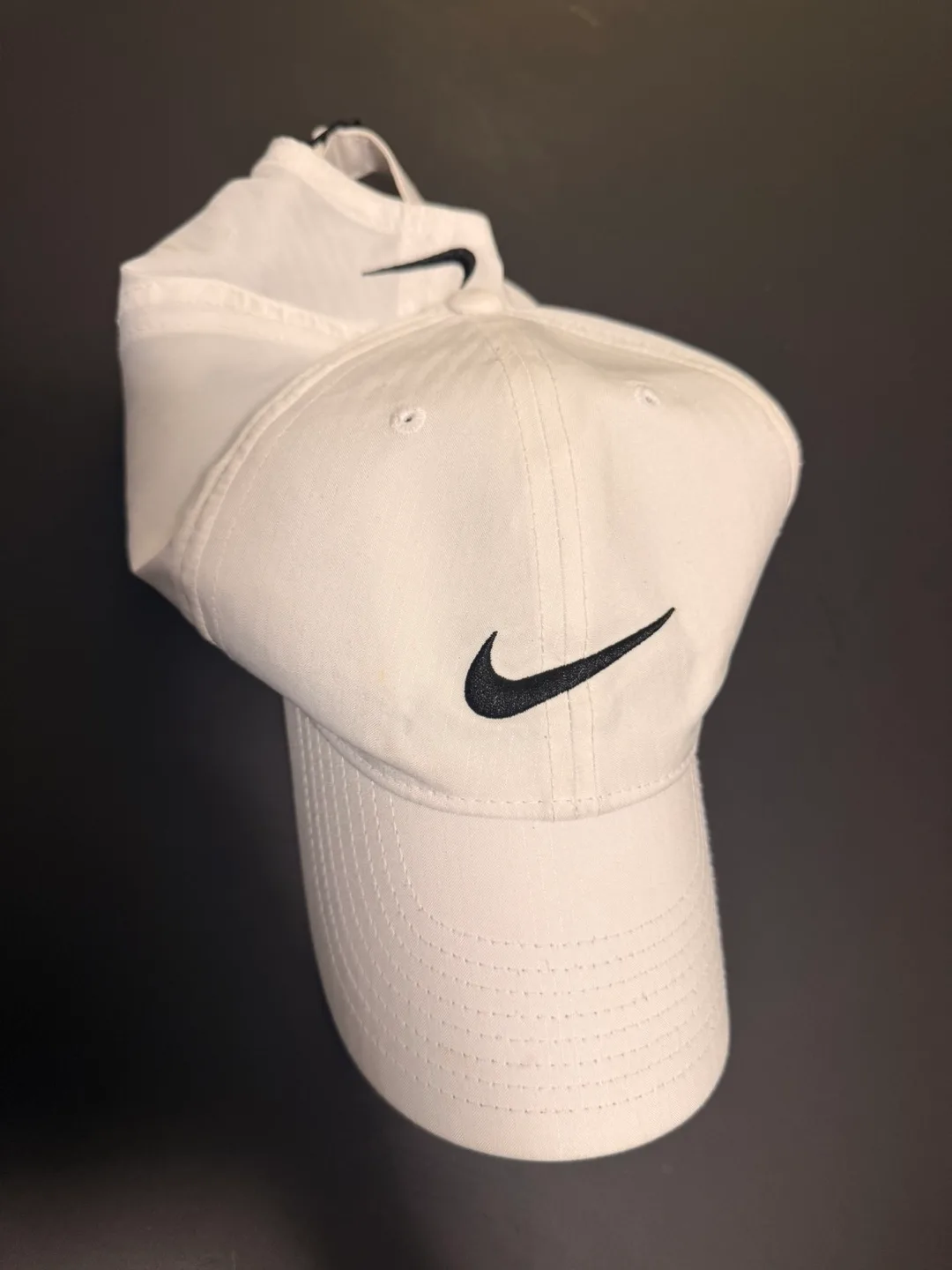 Nike White Adjustable Hat image indicator(3)
