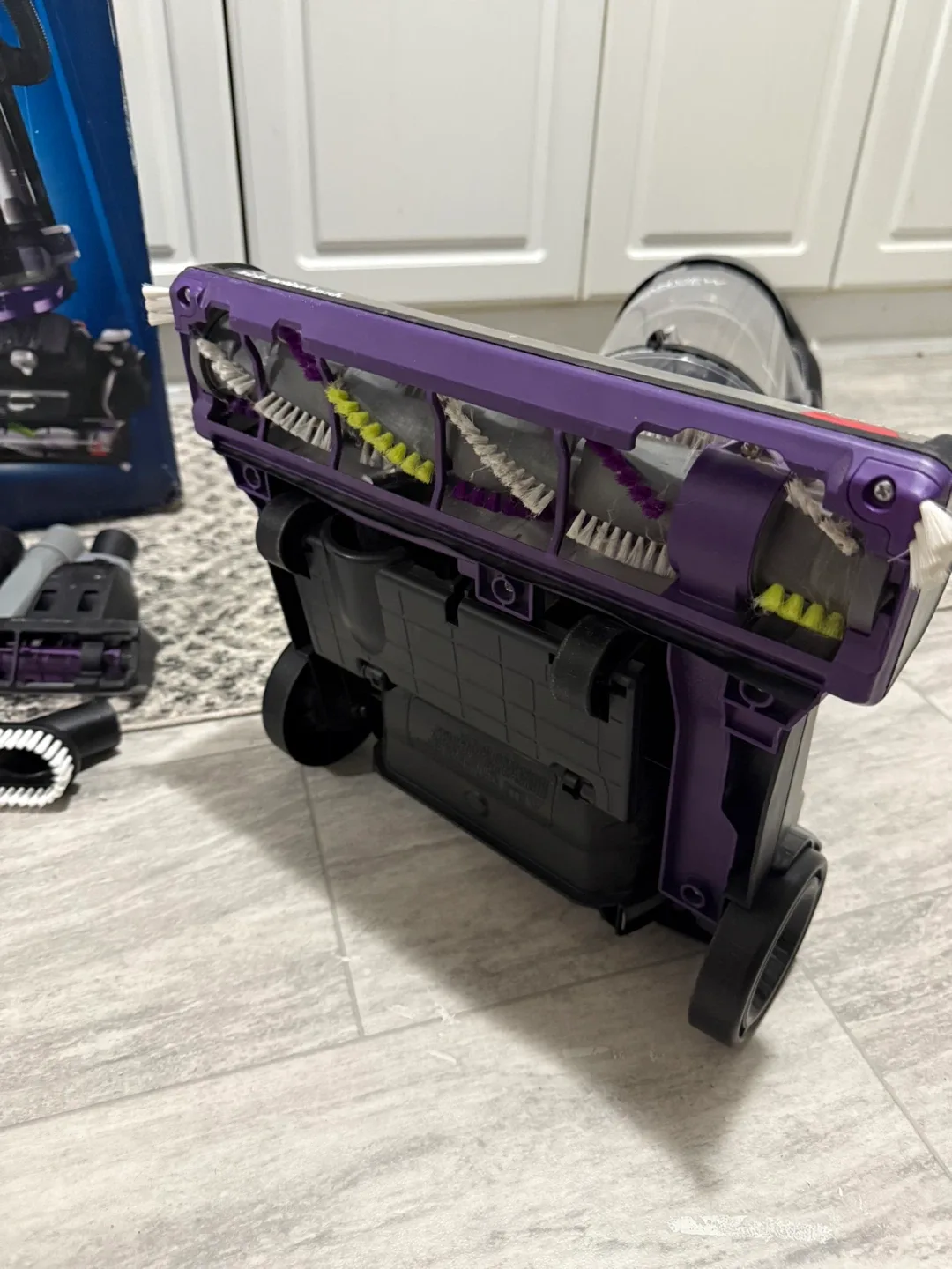 Bissell Upright Multi-Cyclonic Vacuum *Broken Part* image indicator(3)