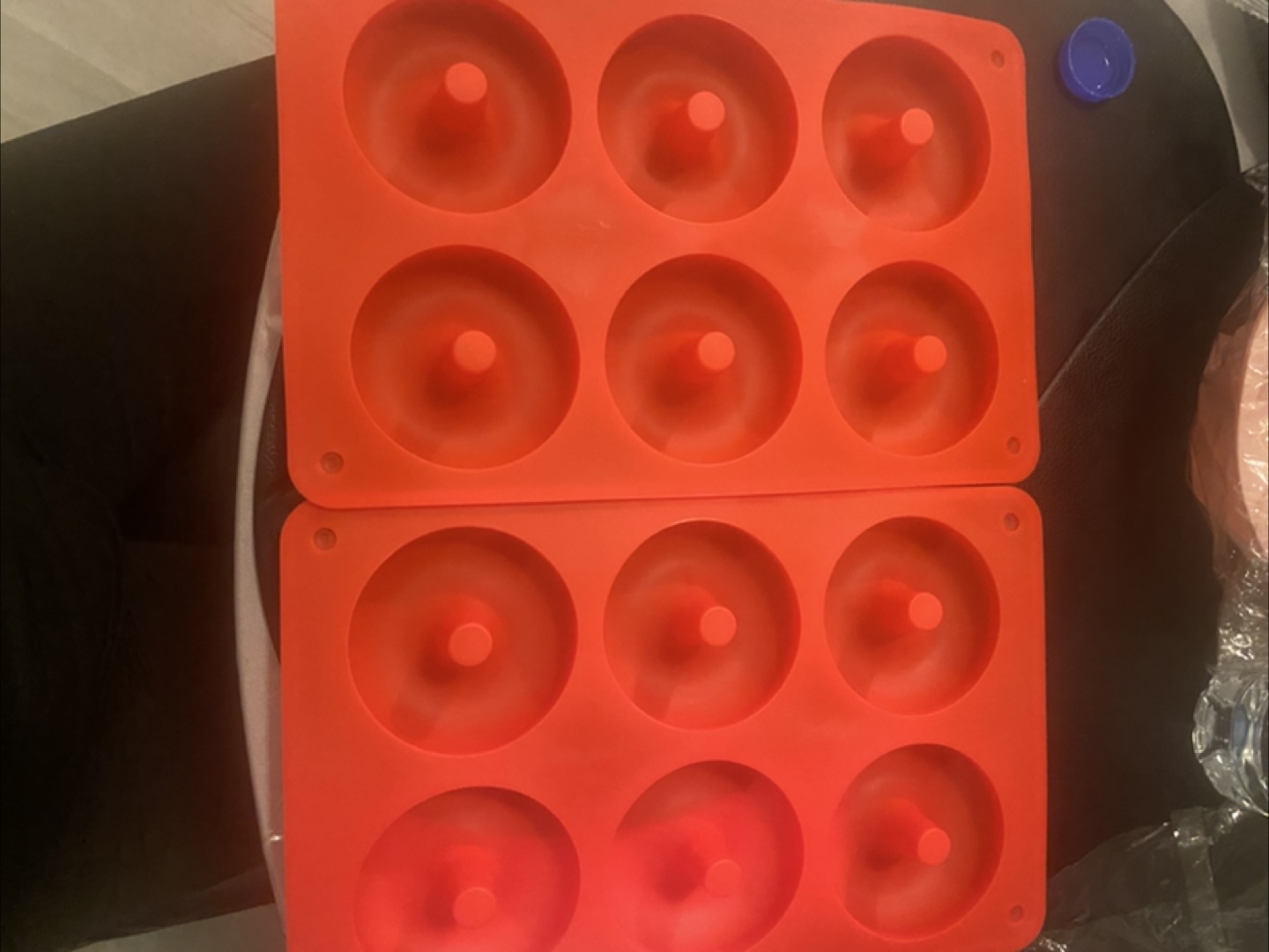 2 Silicone Donut Baking Mold