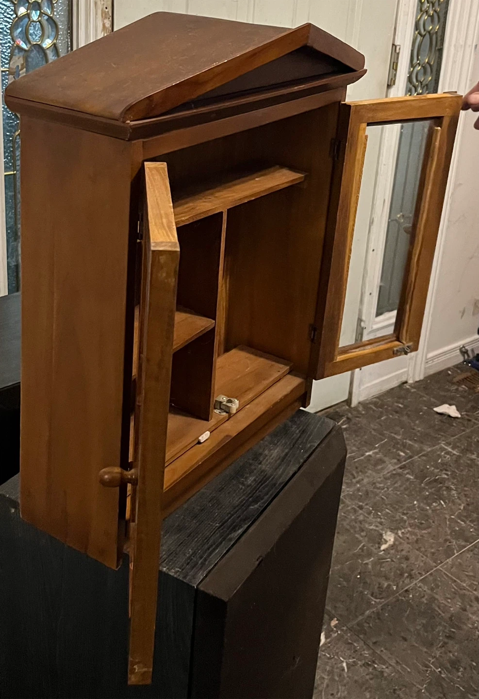 For Sale-Wooden Cabinet - photo 3