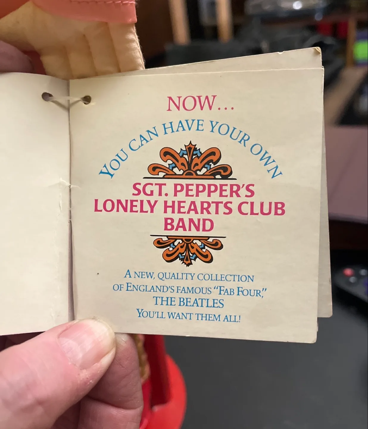 Applause Beatles Sgt. Pepper Doll and stand image indicator(5)