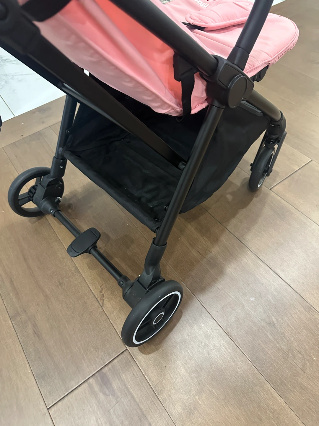Infans Lightweight Baby travel Stroller, Pink, brand New - photo 4