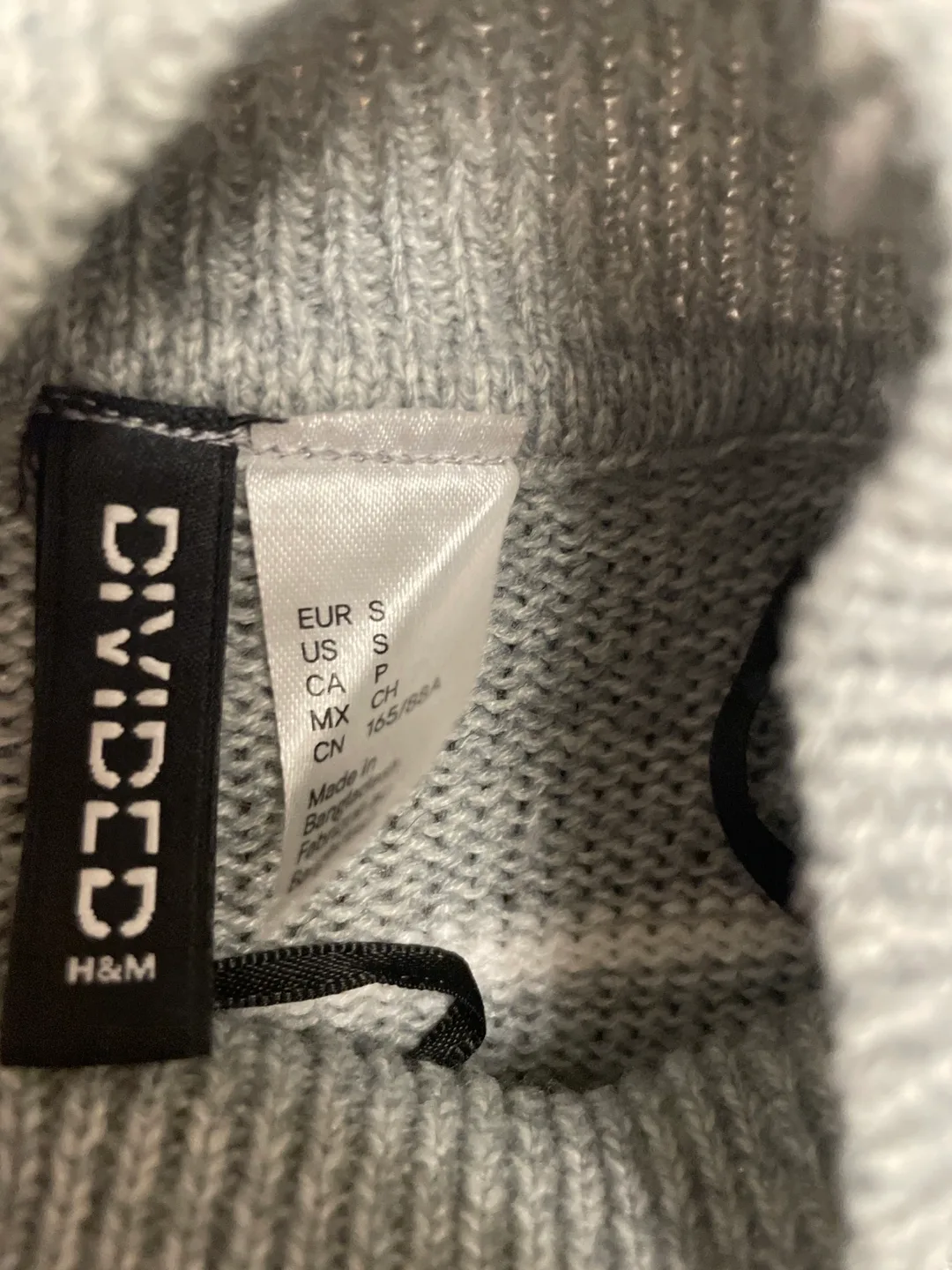 H&M Divided Striped Grey Sweater - Size S image indicator(2)