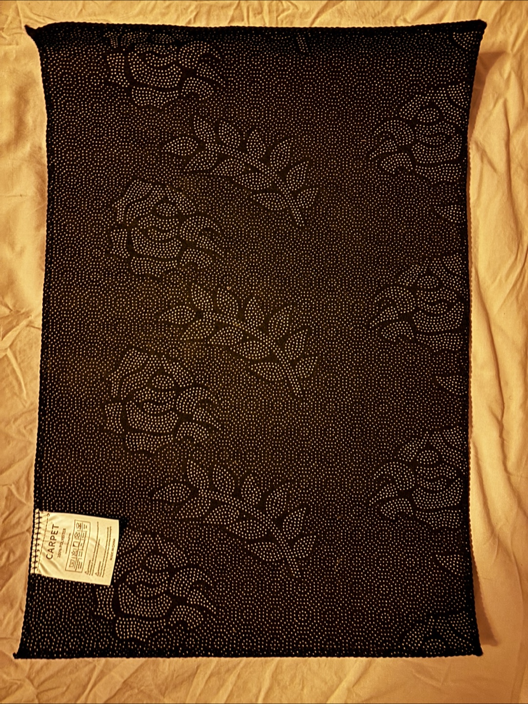 Free - NEW Beautiful CARPET for floor entrance home - photo 2