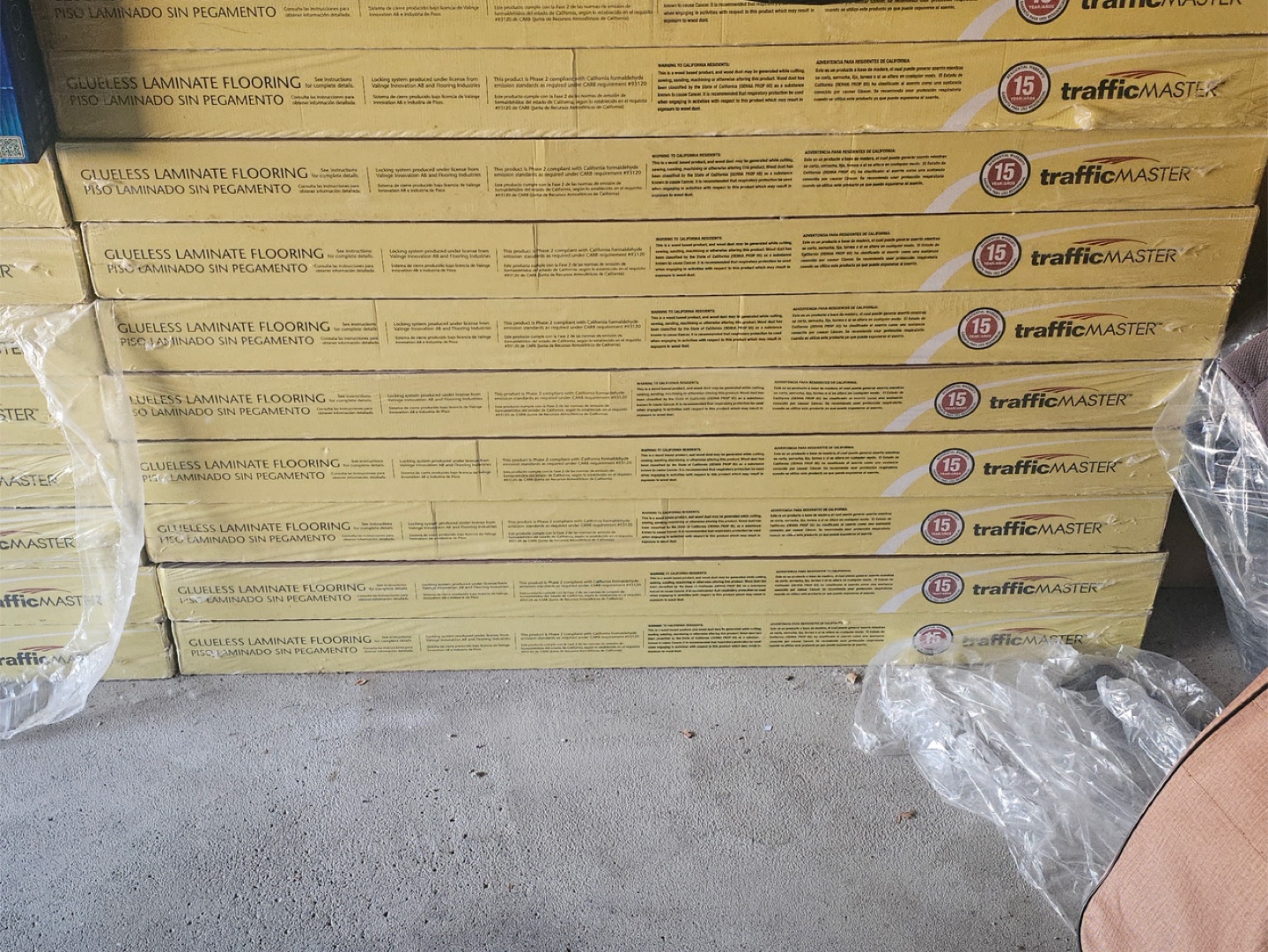 trafficMASTER Raintree Acacia Laminate Flooring (8 pieces) - photo 2