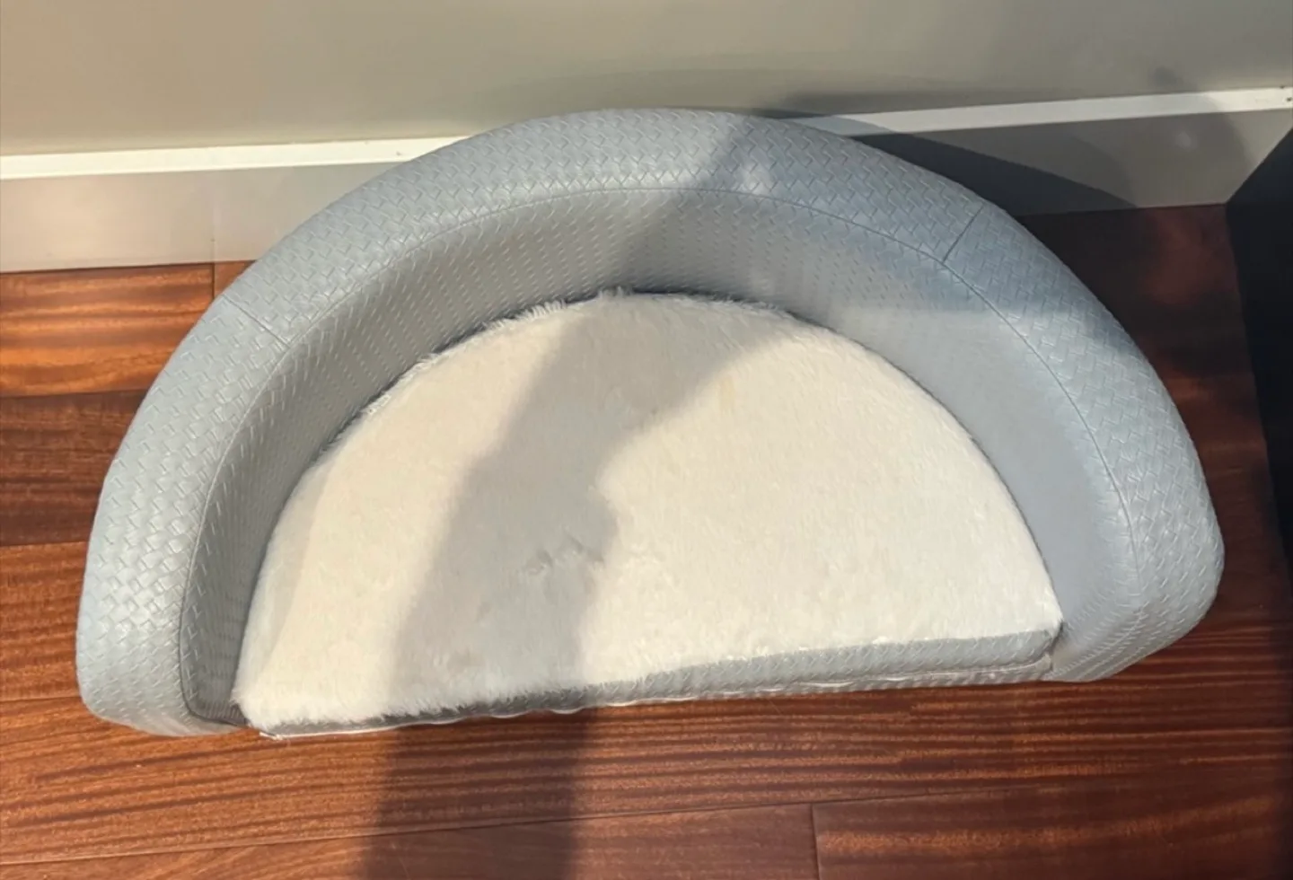 Dog’s Bed. image indicator(2)