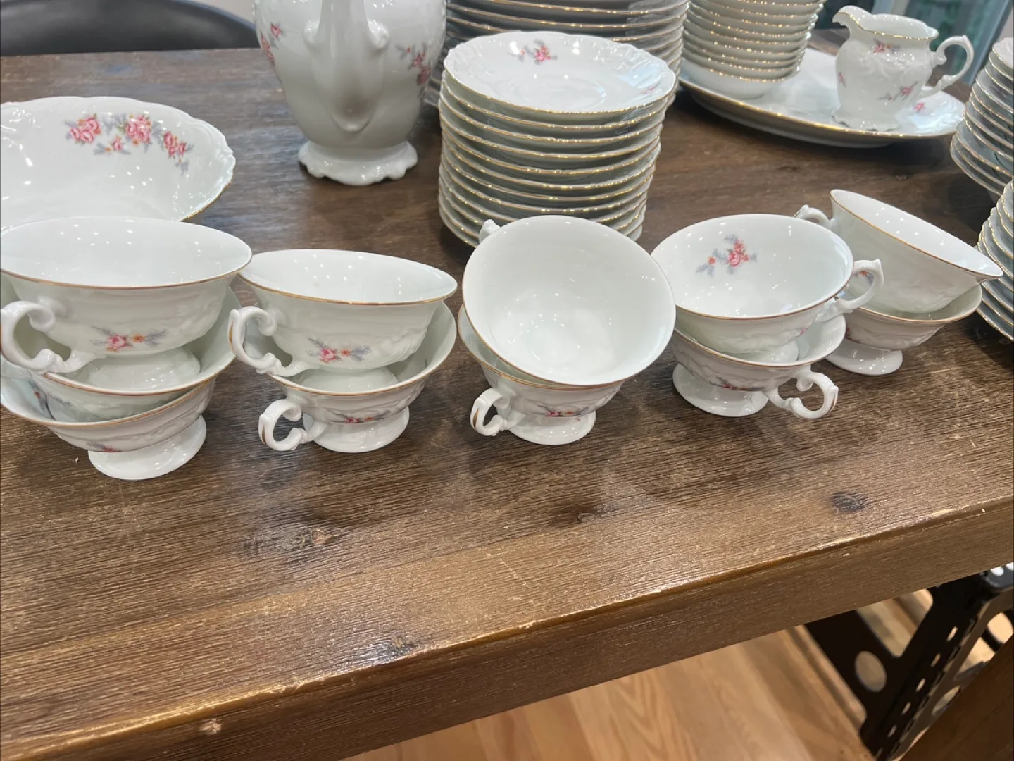 Vintage China Set with Floral Design image indicator(10)