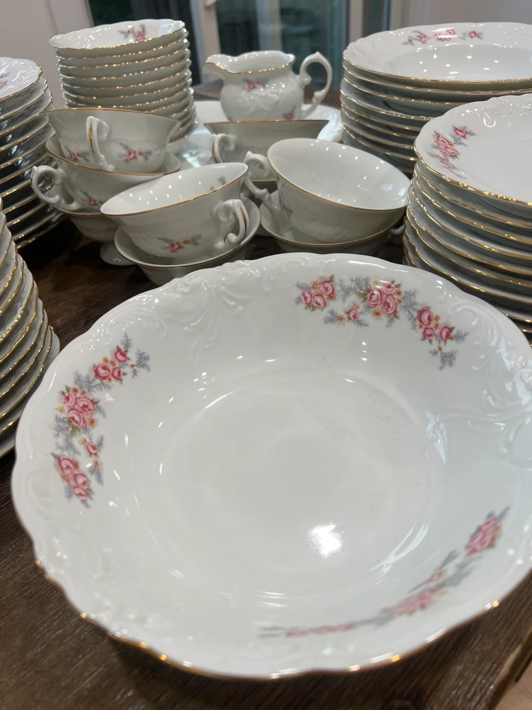 Vintage China Set with Floral Design image indicator(8)