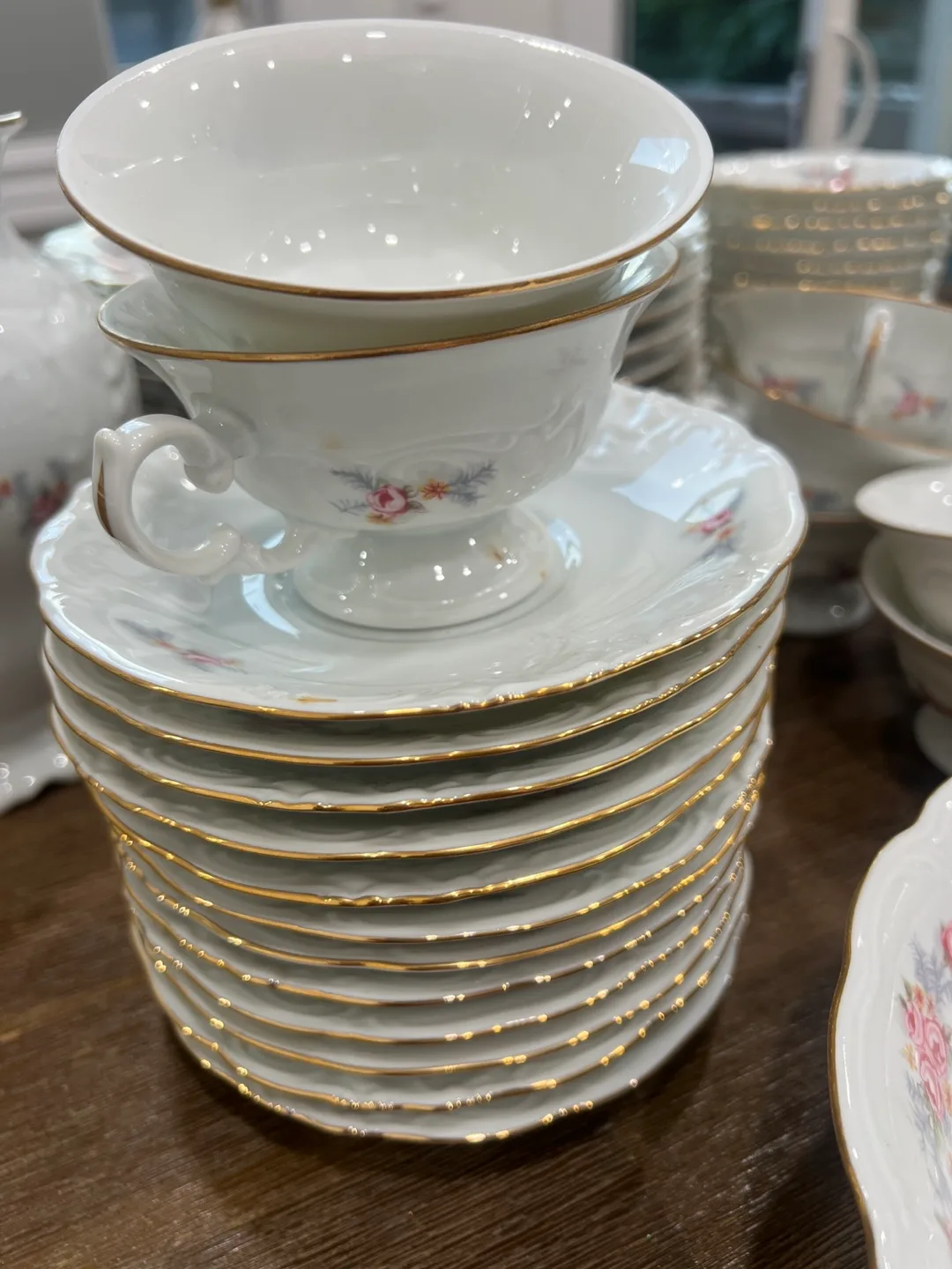 Vintage China Set with Floral Design image indicator(9)