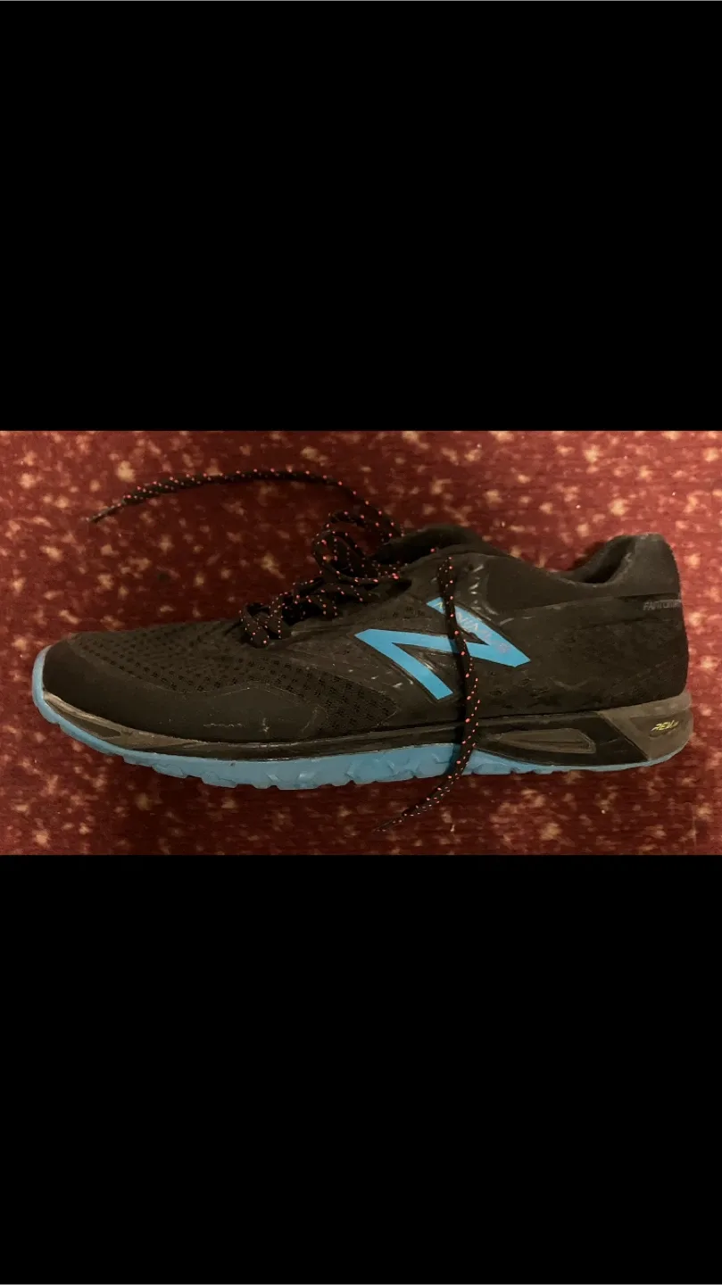 Free Single Left New Balance Shoe -Women’s Size 7.5👟 thumbnail