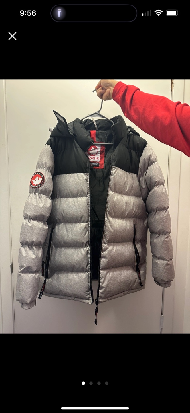 Canada Weathergear Super Triple Goose Puffer - L