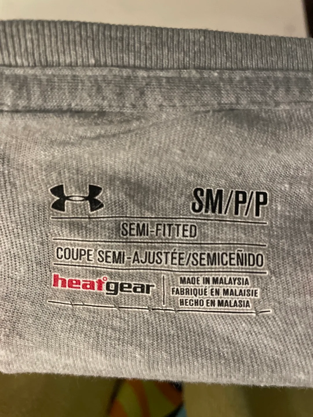 Under Armour HeatGear Grey T-Shirt - Size Small image indicator(4)