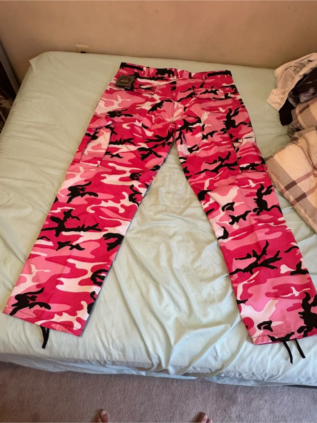 BACKBONE Mens Casual Street Fashion Camo Cargo Pants. thumbnail