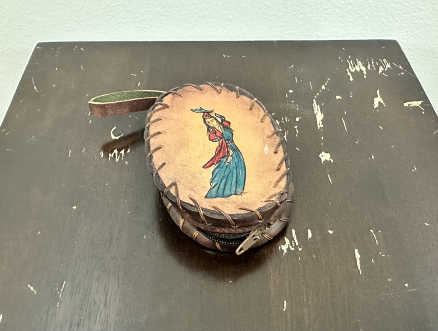 Vintage Genuine Leather Hand-Painted Coin Purse - photo 2