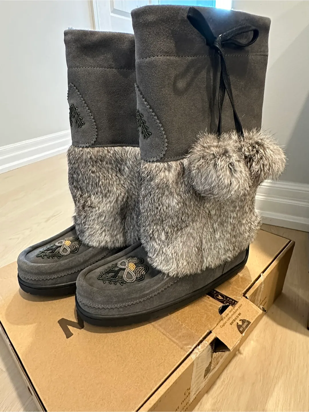 Manitobah Mukluk Prairie Tall Boots - Size 7 thumbnail