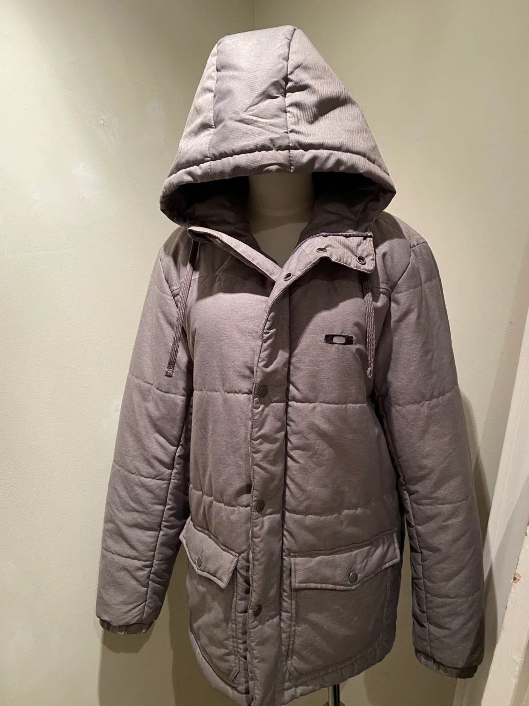 ⭐️BRAND NEW Men’s Oakley grey jacket⭐️ image indicator(2)