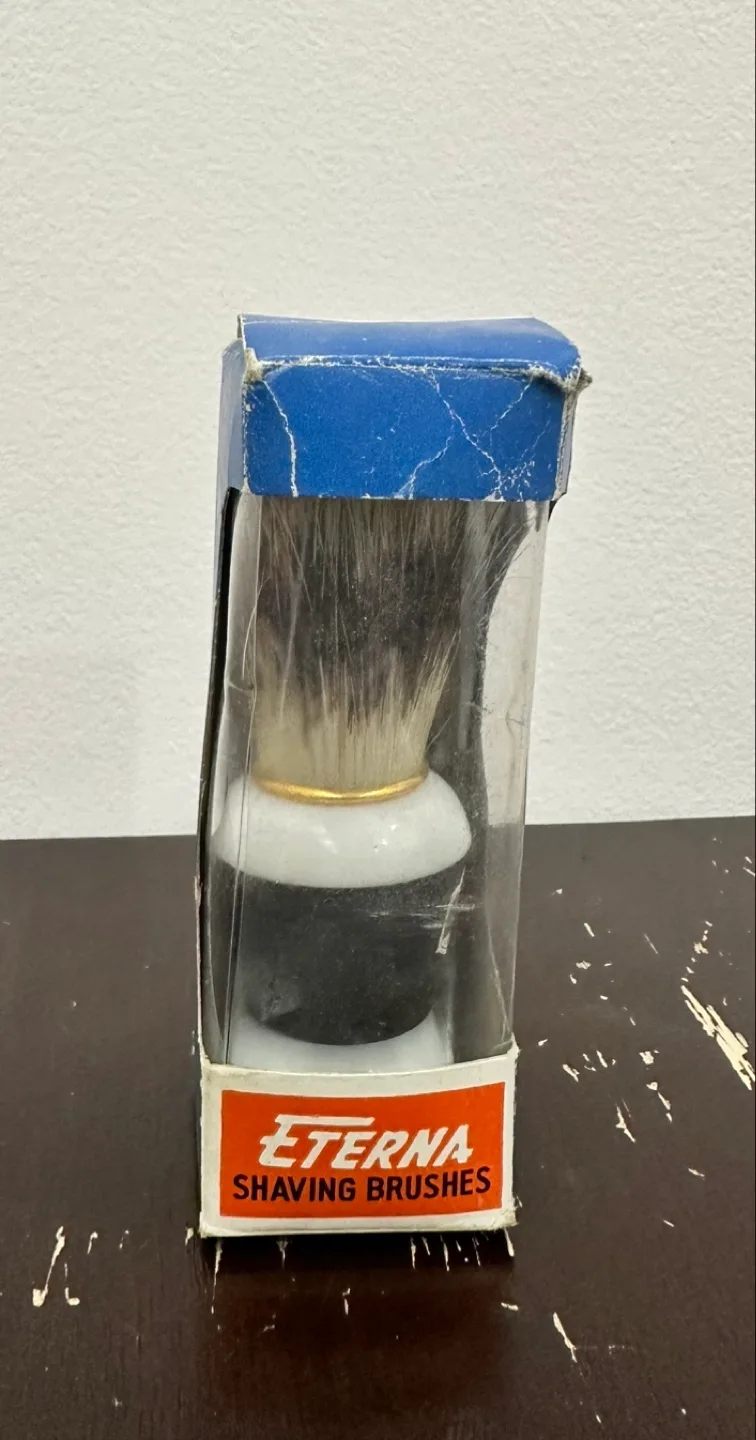 Vintage Eterna Shaving Brush (In Original Box) thumbnail