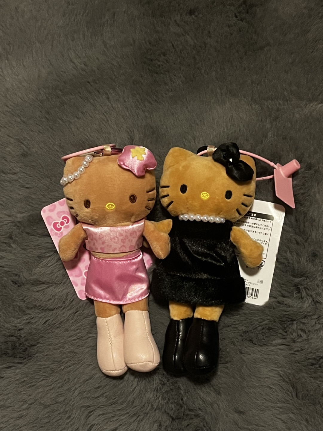 Hello Kitty Plush Keychain - Sanrio x Kiddyland Gogo Gal