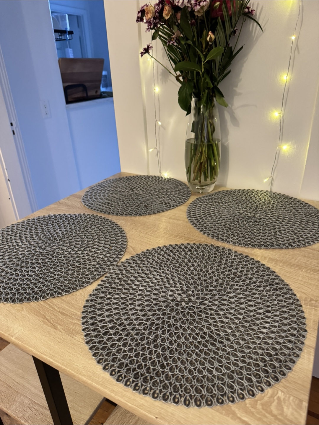 Round Woven Placemats - Set of 5 - photo 2