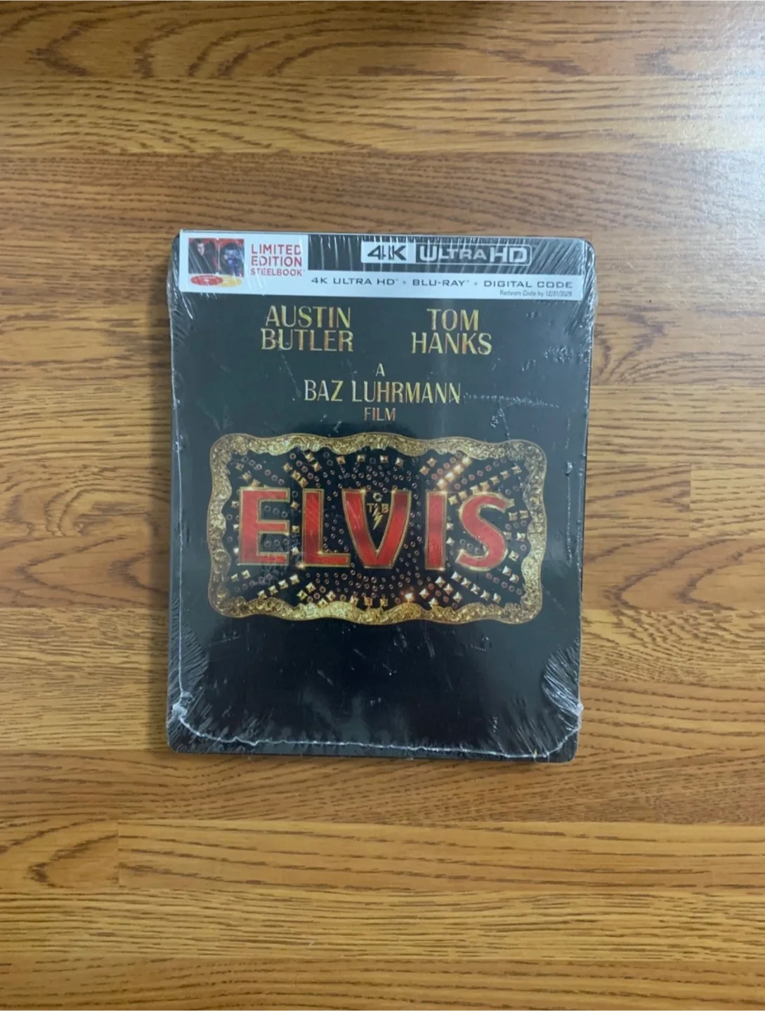Elvis (Walmart Exclusive) 4K UHD Blu-ray Combo Pack thumbnail