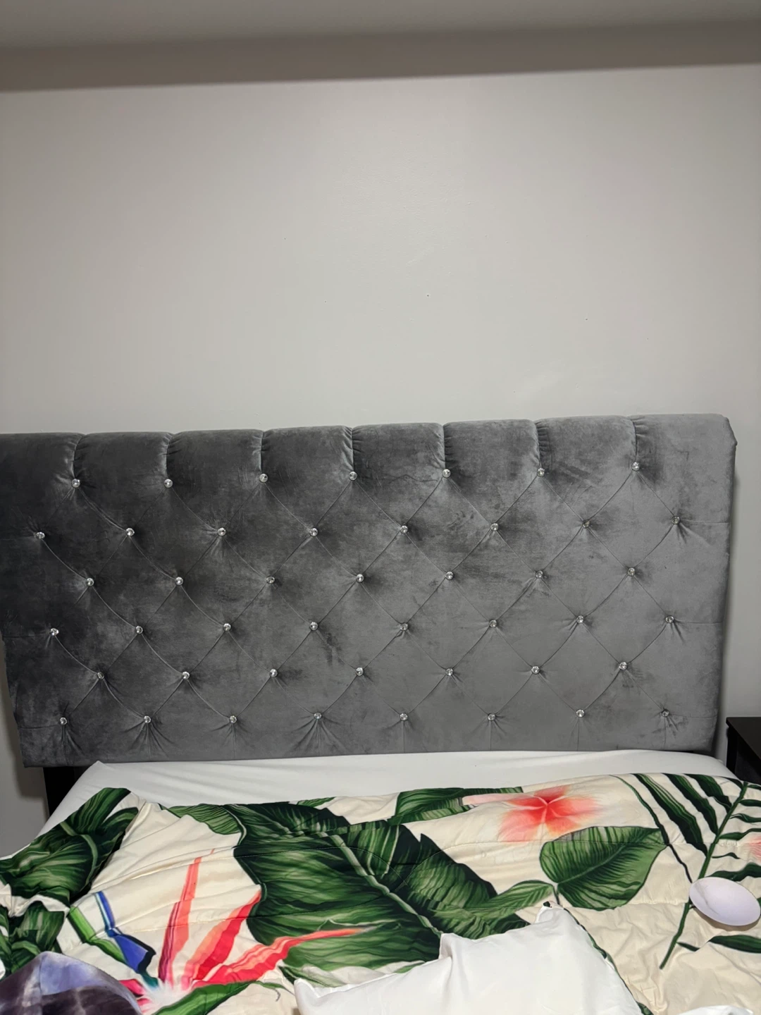 Grey Velvet Queen Headboard - photo 2