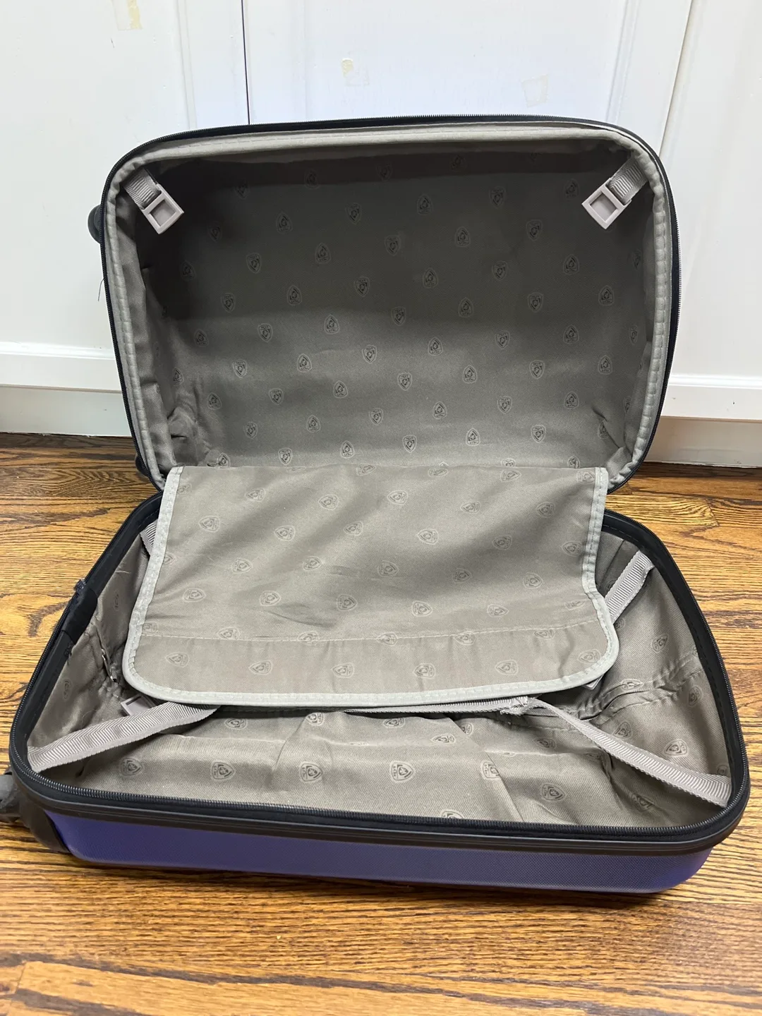 Heys Blue Luggage #freecycle image indicator(4)