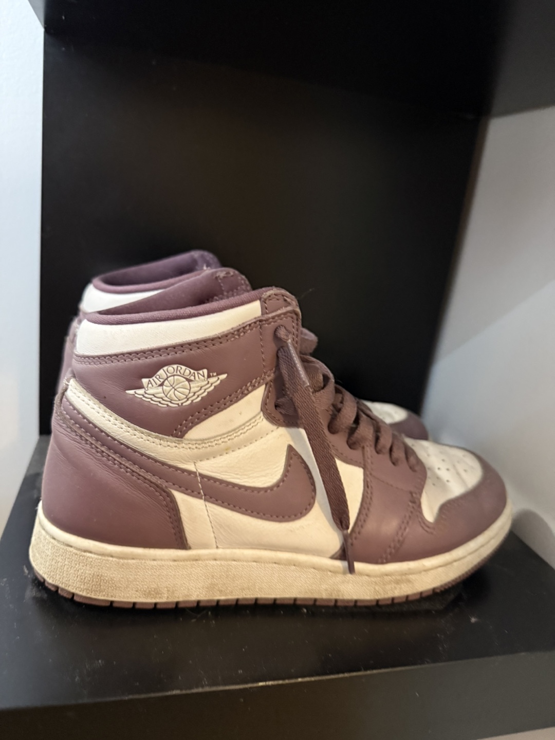 Air Jordan 1 High, Size 5Y or 7 women’s - photo 2