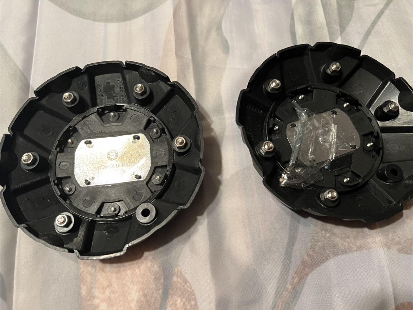 Fast HD Series Black Center Caps - photo 3