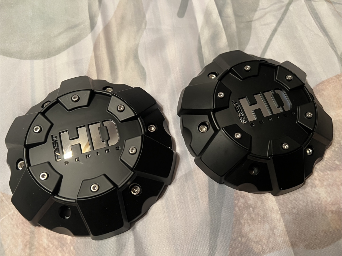 Fast HD Series Black Center Caps - photo 2