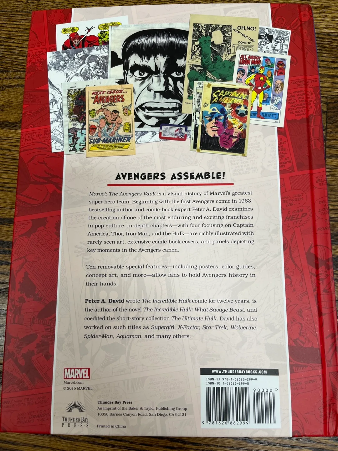 The Avengers Vault by Peter A. David #freecycle image indicator(2)