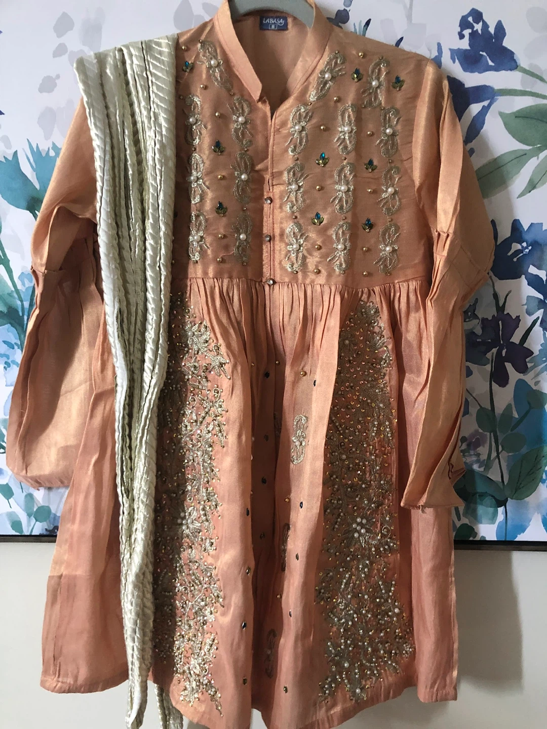 Labasa Embroidered Kurti with Dupatta