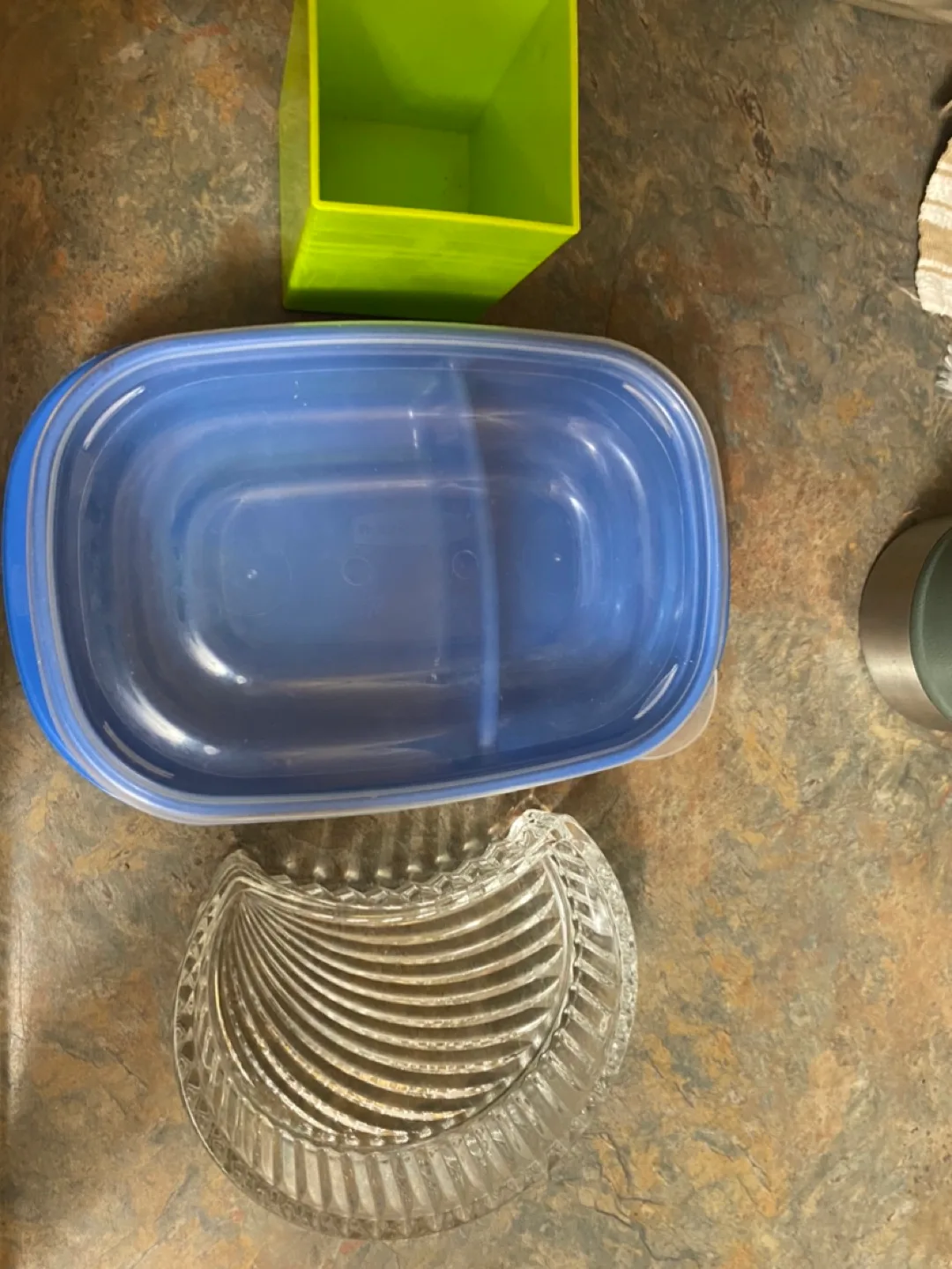 Mixed Kitchen Items: Container, Bowl, Pencil Holder thumbnail