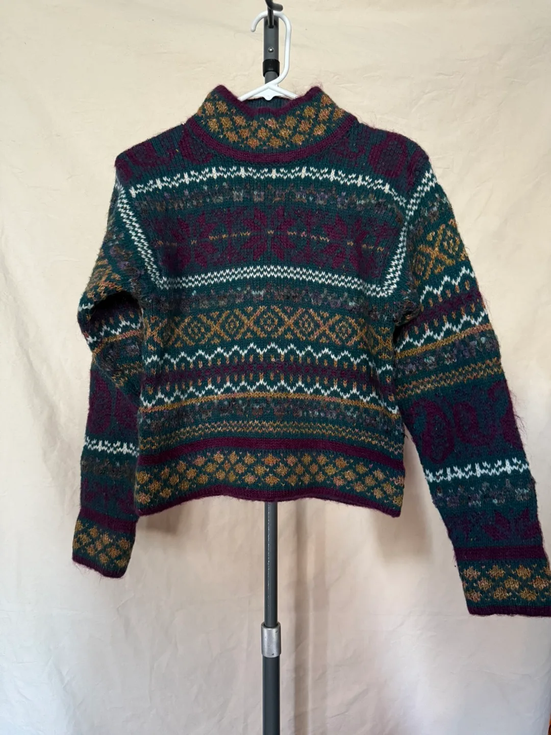 Vintage sweaters (price in the description) thumbnail