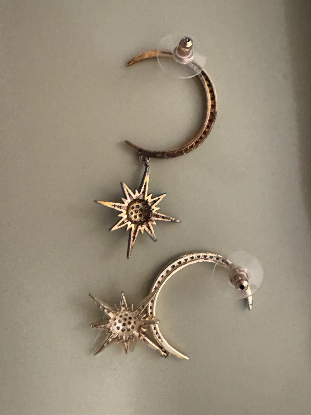 Moon & Star Earrings image indicator(3)