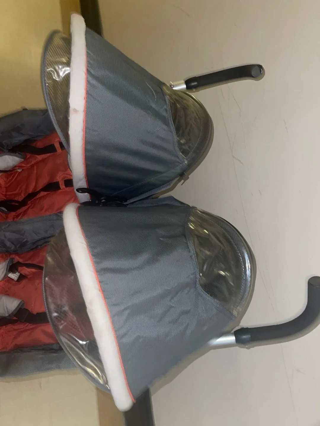 Chicco Double Stroller - Orange & Gray image indicator(7)