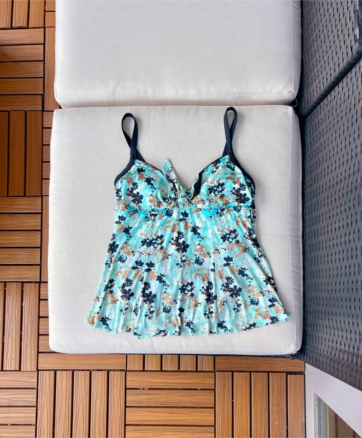 Floral Swimsuit - Size M thumbnail